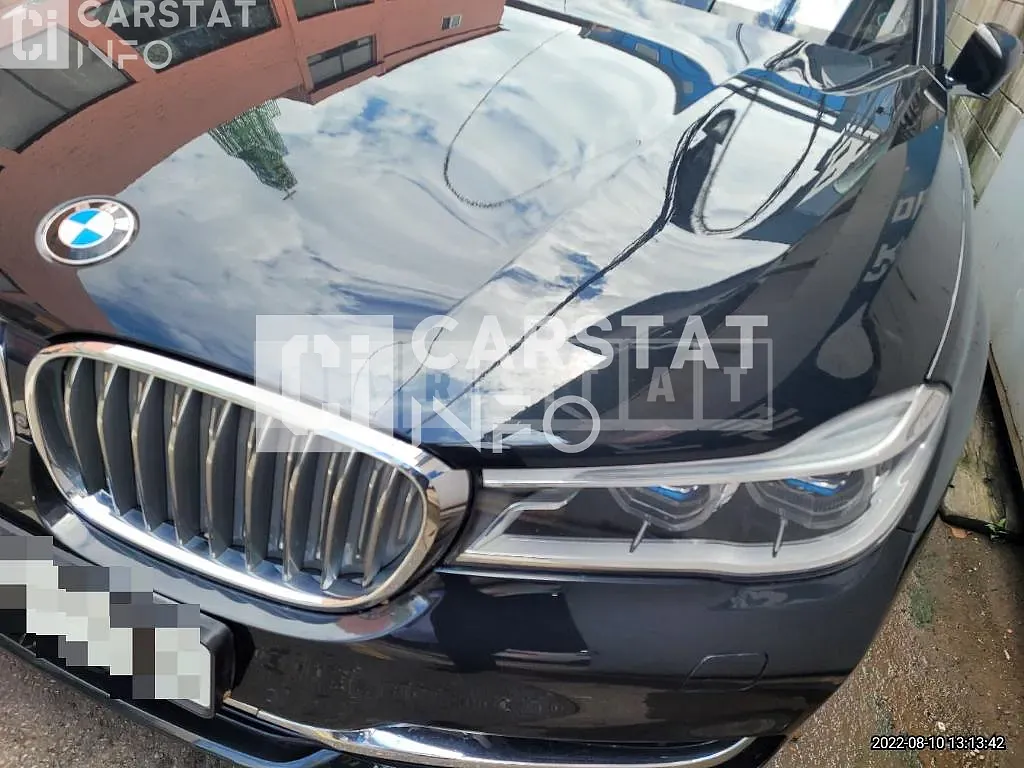 Photo 2 of 35: 2015 BMW Calm 750Li xDrive — Korean insurance auction