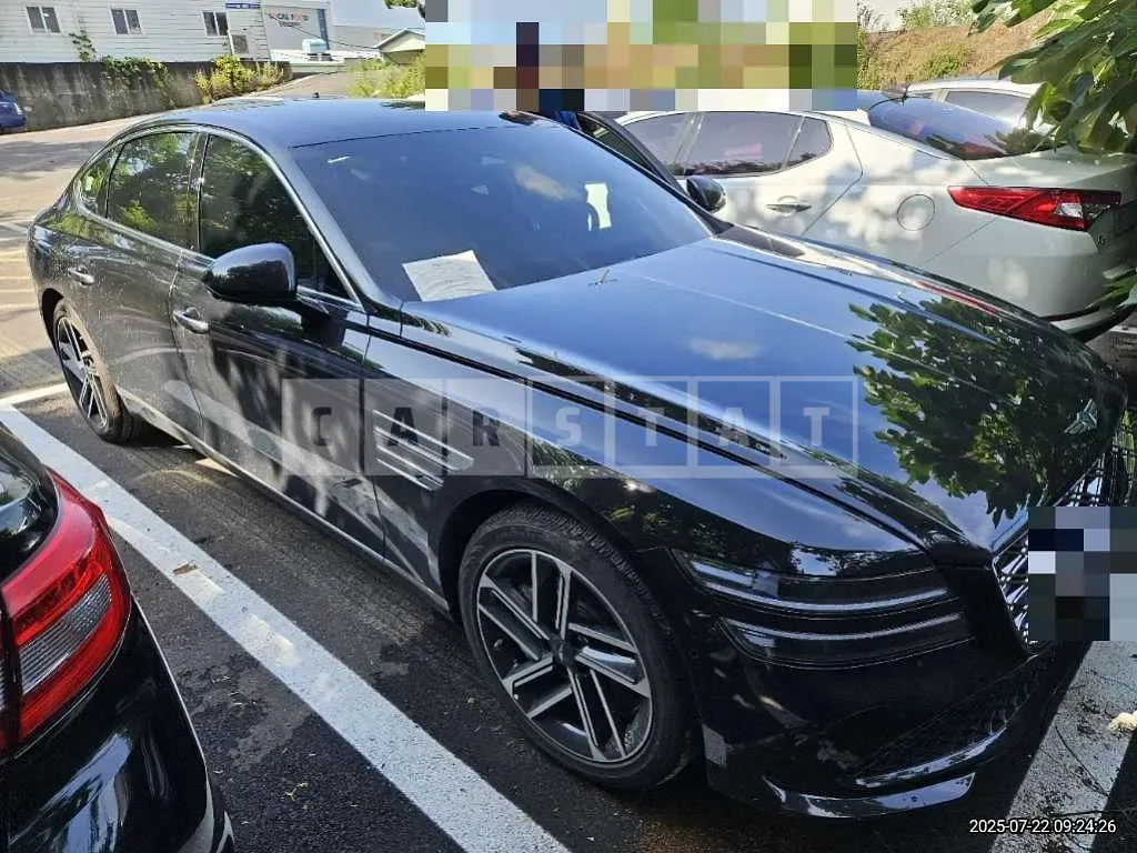Photo 2 of 19: 2025 Genesis New G80 AWD — Korean insurance auction
