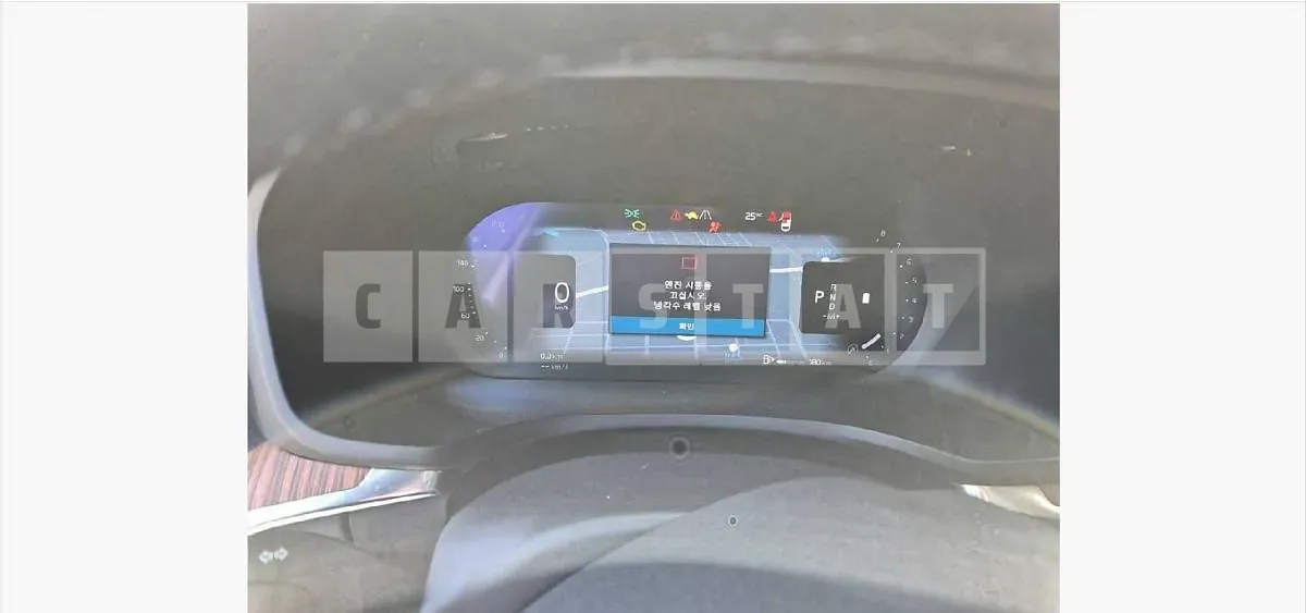 Photo 2 of 18: 2025 Volvo V60CCB5 AWD — Korean insurance auction