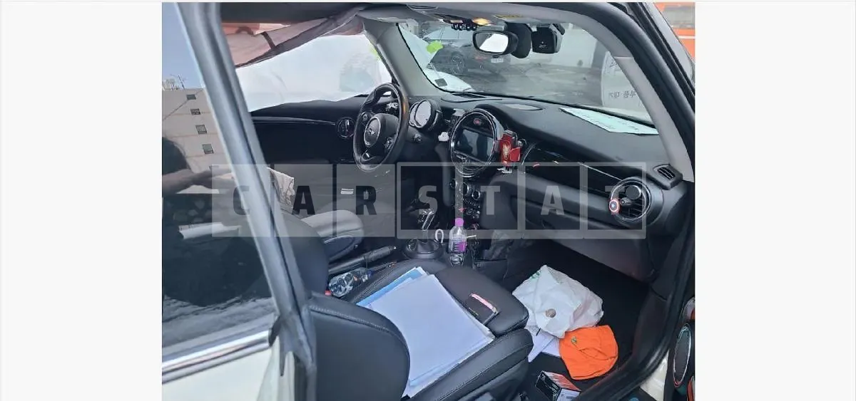 Photo 2 of 34: 2020 MINI Cooper S 16 17 18 — Korean insurance auction