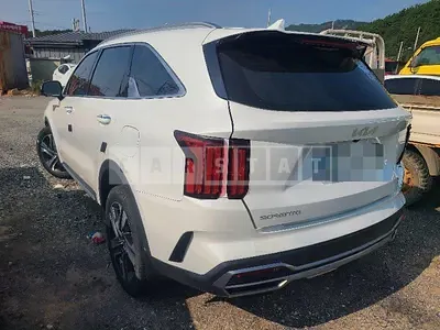 Photo 1 of 50: 2023 Kia Sorento Hybrid 1.6 — Korean insurance auction
