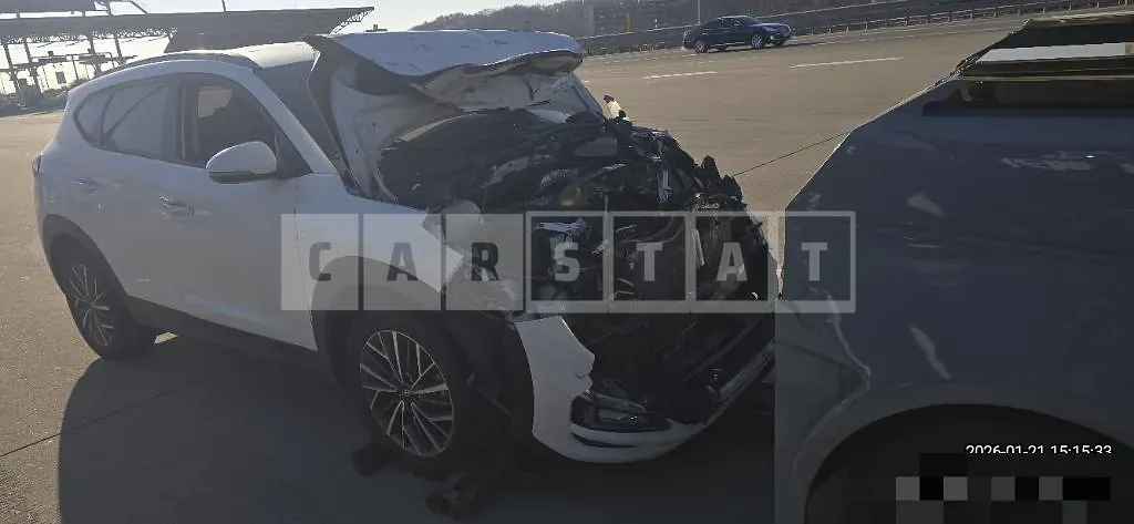 Photo 2 of 6: 2018 Hyundai Tucson TL Gasoline — Korean insurance auction