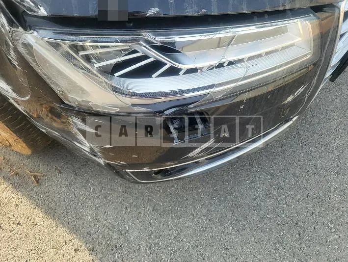 Photo 2 of 18: 2014 Audi A8L 60 TFSI quattro, VIN WAUZZZ4H1FN005606 — Korean insurance auction