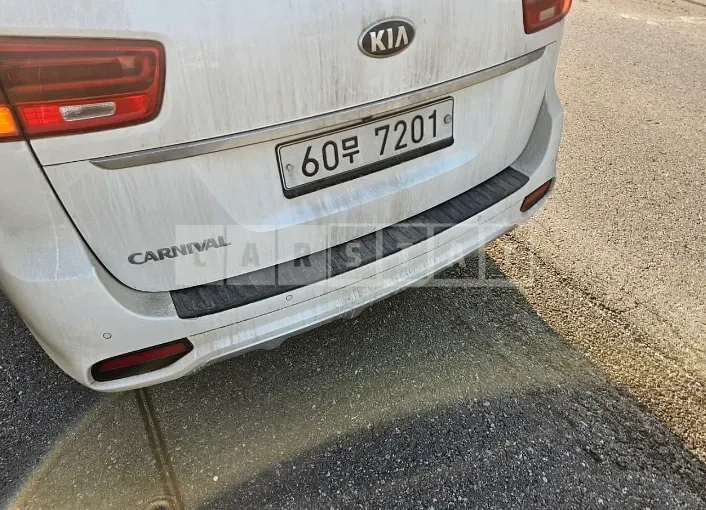 Photo 2 of 11: 2019 Kia Carnival — Korean insurance auction