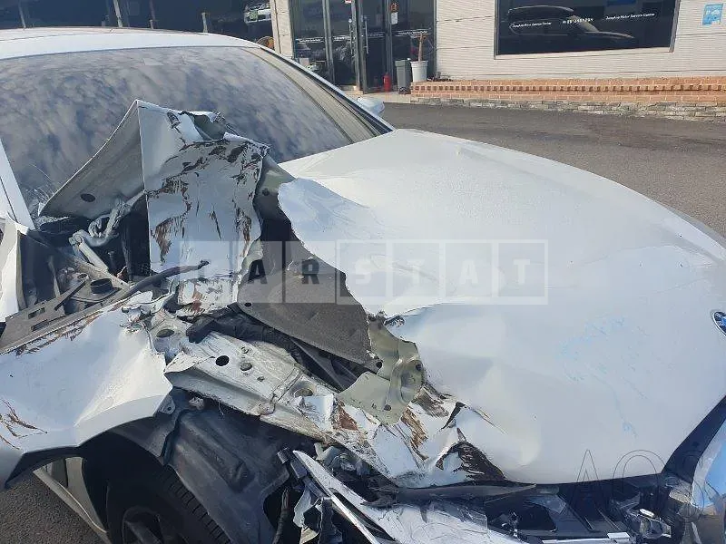 Photo 2 of 20: 2018 BMW 520d xDrive, VIN WBAJC5102JWB84069 — Korean insurance auction