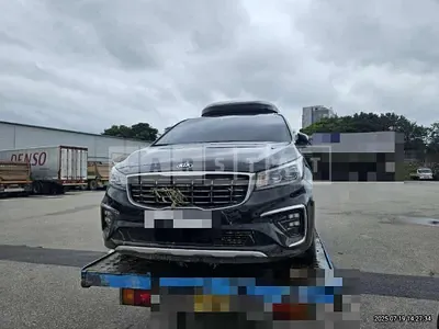 Photo 1 of 27: 2019 Kia Carnival Limousine — Korean insurance auction