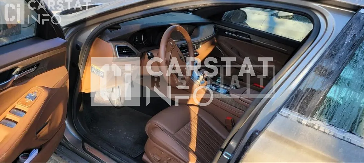 Photo 2 of 12: 2021 Genesis G90 3.8, VIN KMHG241DDMU088442 — Korean insurance auction