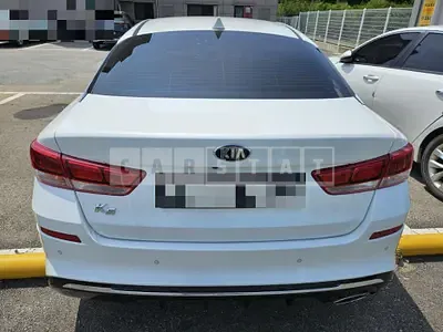 Photo 1 of 21: 2019 Kia K5 2.0 — Korean insurance auction