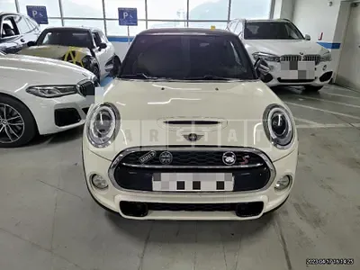 Photo 1 of 32: 2017 MINI Cooper S — Korean insurance auction