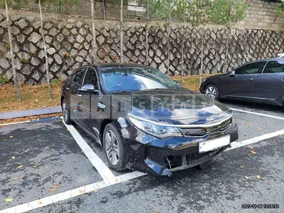 Photo 1 of 16: 2018 Kia K5, VIN KNAGW41EBJA026329 — Korean insurance auction