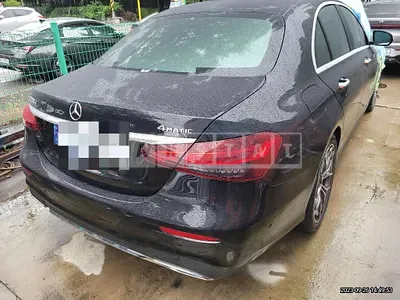 Photo 1 of 31: 2020 Mercedes-Benz E220 d 4Matic, VIN W1KZF0FB5MA878043 — Korean insurance auction