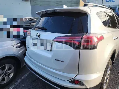 Photo 1 of 11: 2016 Toyota RAV4 2WD — Korean insurance auction