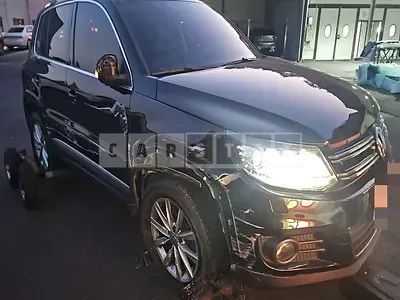 Photo 1 of 26: 2014 Volkswagen Tiguan 2.0 TDI Bluemotion — Korean insurance auction