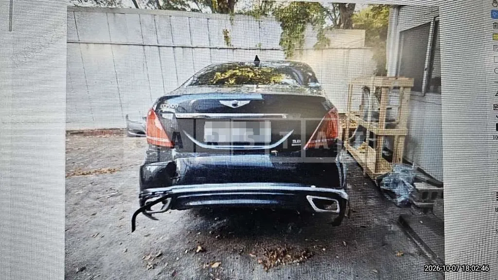 Photo 2 of 8: 2017 Genesis EQ900 3.8 — Korean insurance auction