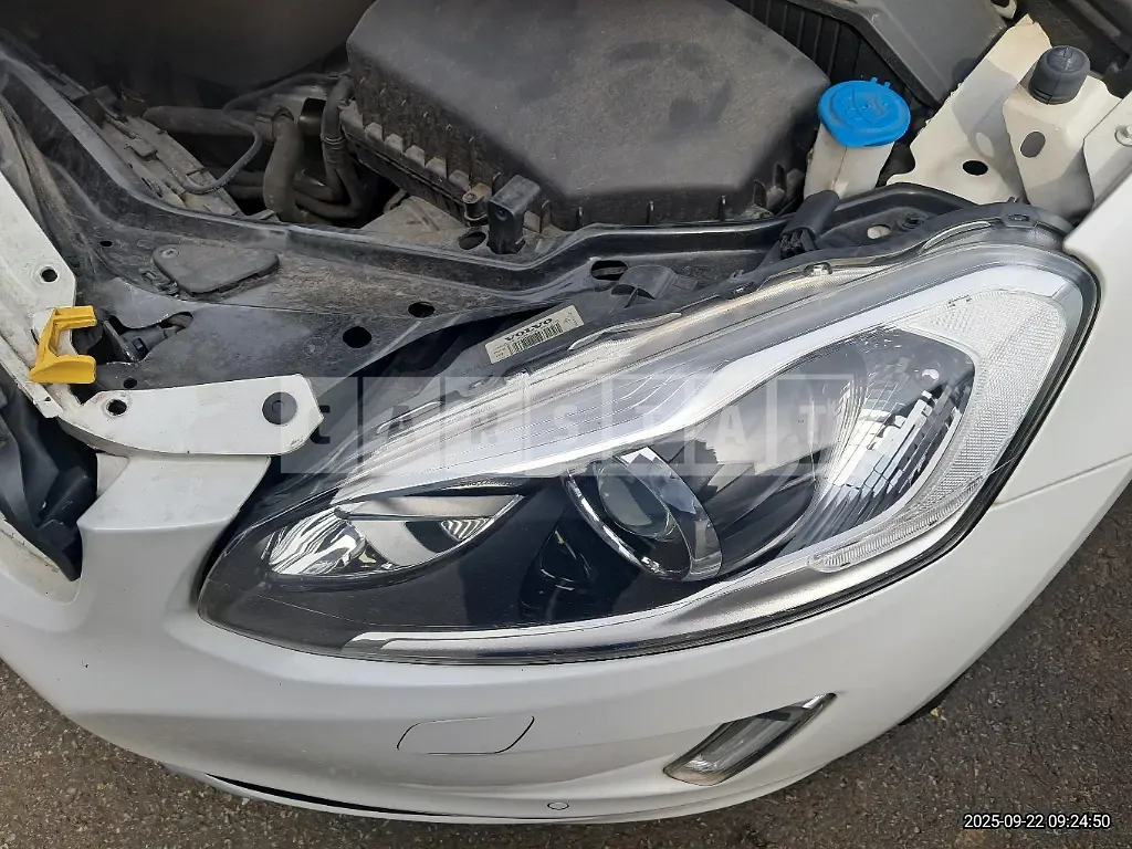 Photo 2 of 23: 2017 Volvo XC60D4 — Korean insurance auction