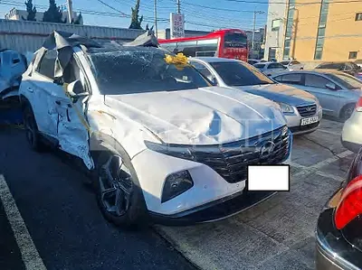Photo 1 of 17: 2022 Hyundai Tucson, VIN KMHJE81BGNU079855 — Korean insurance auction
