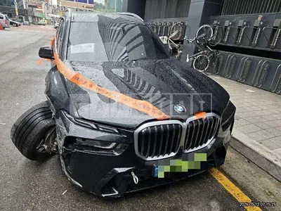 Photo 1 of 42: 2024 BMW X7 xDrive40i — Korean insurance auction