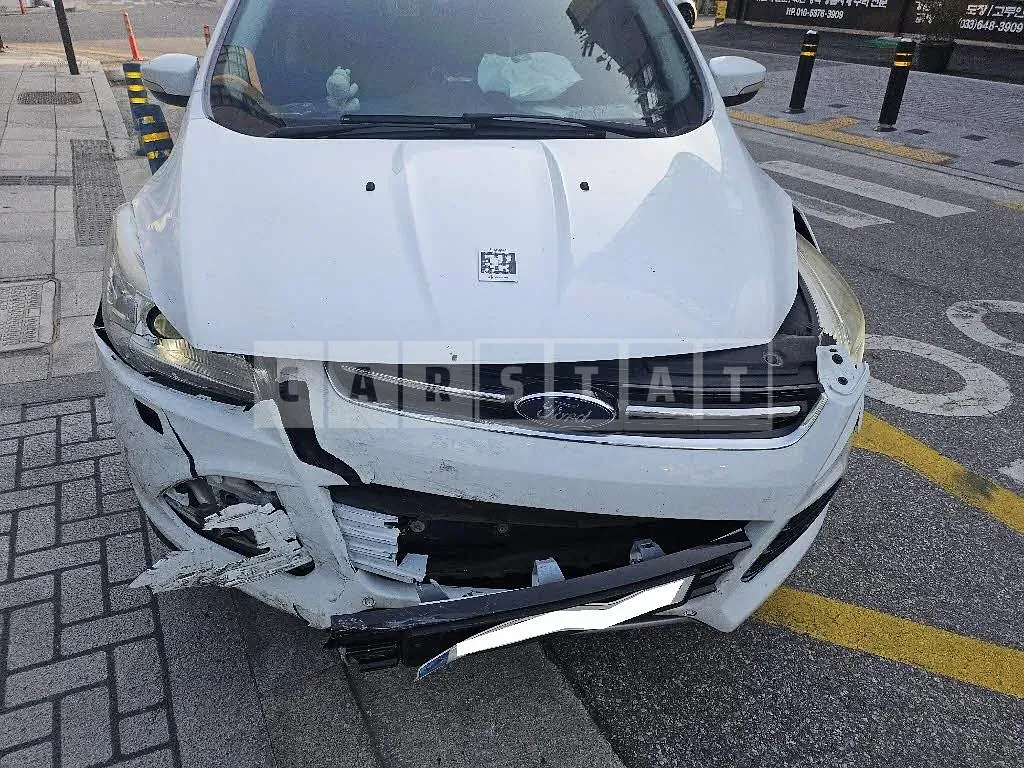 Photo 2 of 10: 2016 Ford Kuga 2.0, VIN WF0AXXWPMGGG70701 — Korean insurance auction