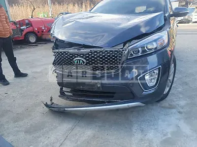 Photo 1 of 12: 2017 Kia Sorento, VIN KNAPS81ABHA328165 — Korean insurance auction
