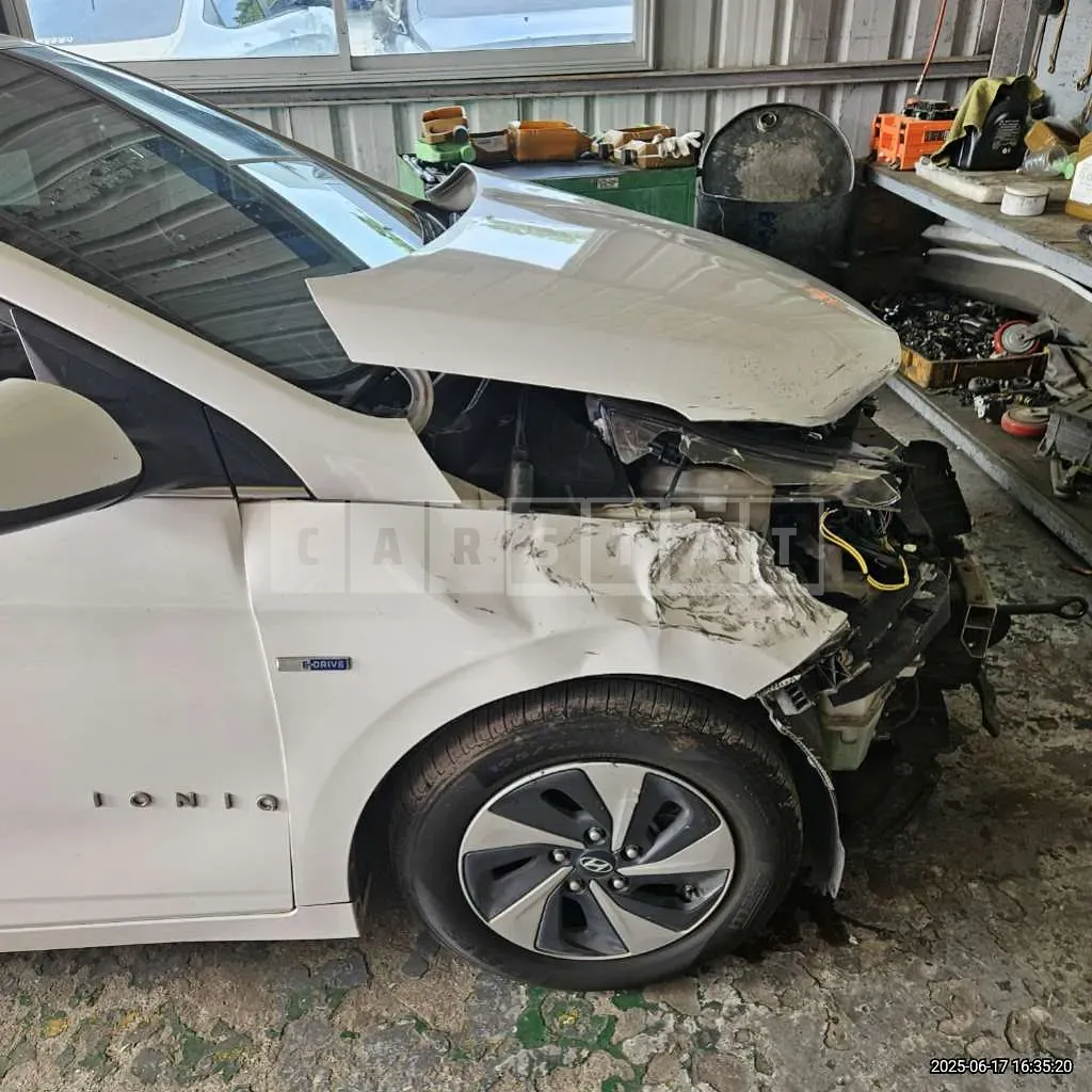 Photo 2 of 10: 2016 Hyundai IONIQ Hybrid — Korean insurance auction
