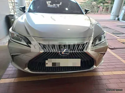 Photo 1 of 22: 2019 Lexus ES300h — Korean insurance auction