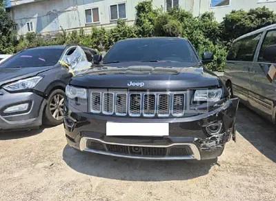 Photo 1 of 50: 2015 Jeep Zip Grand Cherokee — Korean insurance auction