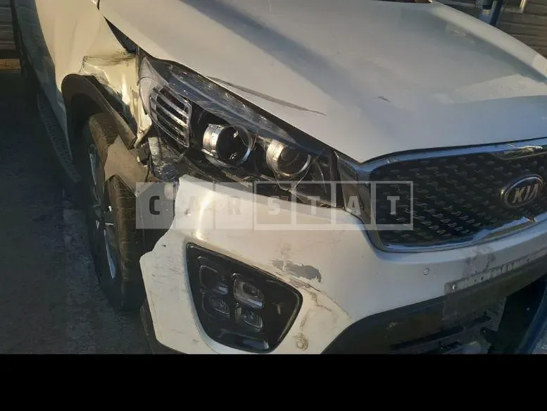 Photo 2 of 22: 2017 Kia Sorento 2.0, VIN KNAPH81ABHA316037 — Korean insurance auction