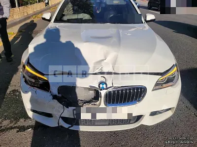 Photo 1 of 13: 2016 BMW 520d, VIN WBA5E5104GG205824 — Korean insurance auction