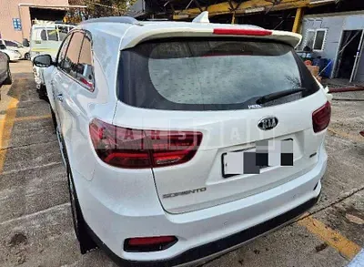 Photo 1 of 32: 2018 Kia Sorento — Korean insurance auction