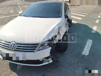 Photo 1 of 6: 2015 Volkswagen CC 2.0 TDI Blue Motion, VIN WVWZZZ3CZFE819380 — Korean insurance auction