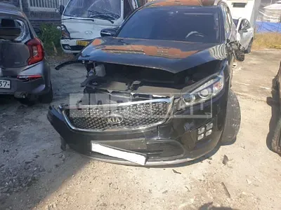 Photo 1 of 6: 2017 Kia Sorento, VIN KNAPH81ABHA331246 — Korean insurance auction
