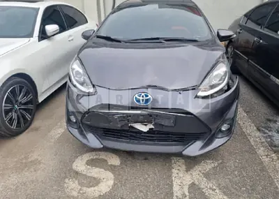 Photo 1 of 36: 2019 Toyota Prius C — Korean insurance auction
