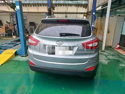 Photo 1 of 8: 2015 Hyundai Tucson ix, VIN KMHJT81VBFU090832 — Korean insurance auction