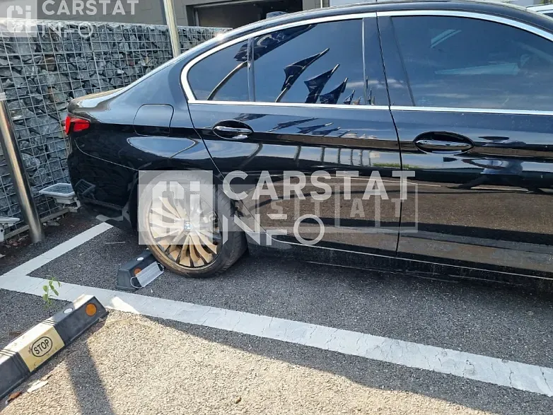 Photo 2 of 27: 2021 BMW 530e, VIN WBA51AG0XMCG61893 — Korean insurance auction
