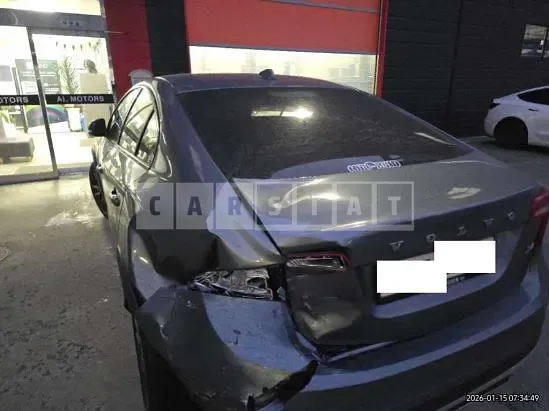 Photo 2 of 32: 2016 Volvo S60CCD4, VIN YV1FHA8BDG2000839 — Korean insurance auction