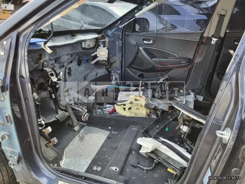 Photo 2 of 15: 2014 Hyundai Santa Fe DM 4WD — Korean insurance auction