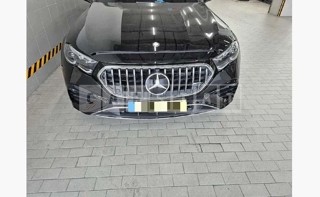 Photo 2 of 84: 2025 Mercedes-Benz AMG E 53 Hybrid 4Matic — Korean insurance auction