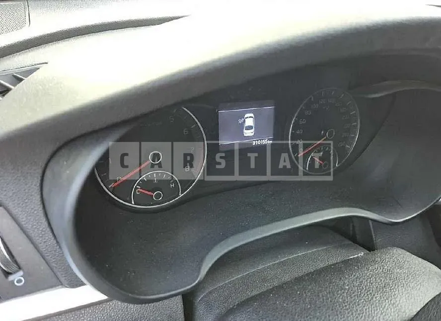 Photo 2 of 13: 2019 Kia K5 — Korean insurance auction