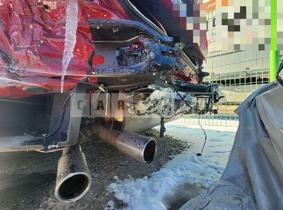 Photo 2 of 34: 2018 BMW 430i Coupe, VIN WBA4W3104JAA47995 — Korean insurance auction