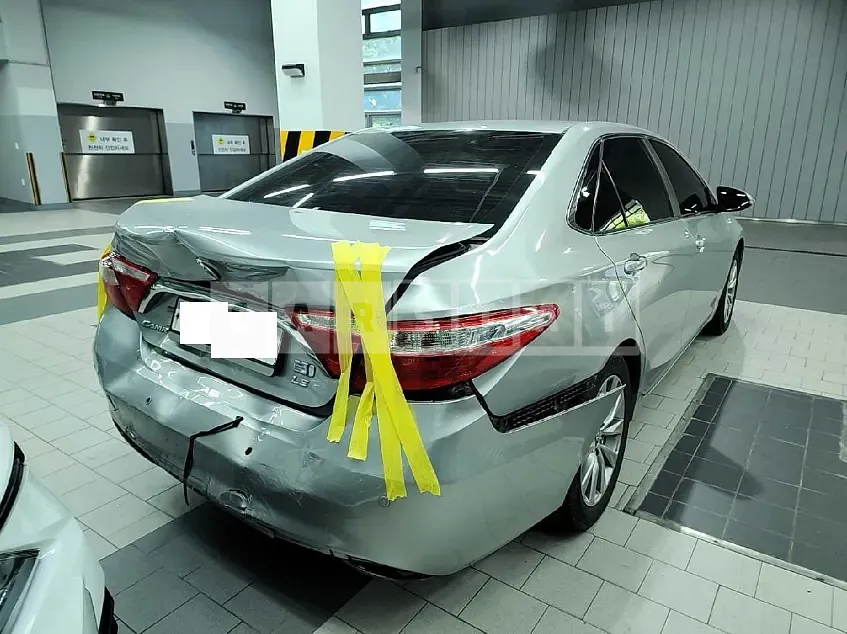 Photo 2 of 9: 2017 Toyota Camry Hybrid The — Korean insurance auction