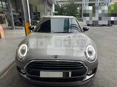 Photo 1 of 13: 2017 MINI Cooper D Clubman — Korean insurance auction