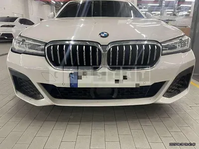 Photo 1 of 25: 2022 BMW 520i — Korean insurance auction