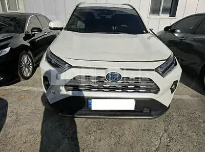 Photo 1 of 17: 2022 Toyota RAV4 Hybrid AWD — Korean insurance auction