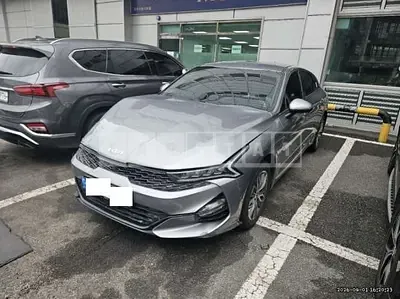 Photo 1 of 25: 2022 Kia K5 — Korean insurance auction