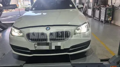 Photo 1 of 27: 2015 BMW 520d, VIN WBA5E5103FG062105 — Korean insurance auction