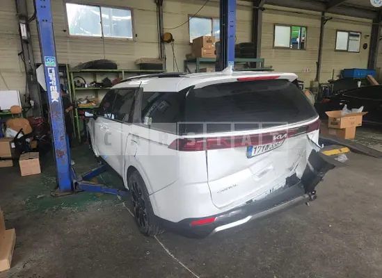 Photo 2 of 7: 2023 Kia Carnival — Korean insurance auction