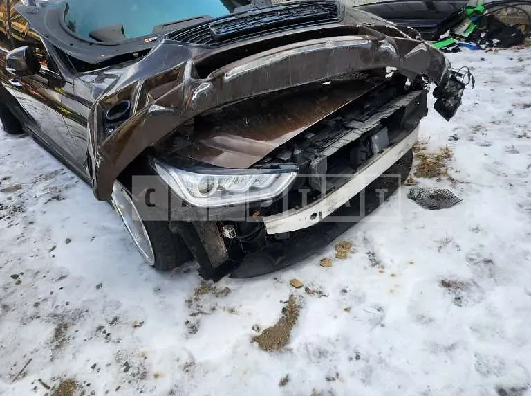 Photo 2 of 16: 2018 Genesis EQ900 — Korean insurance auction