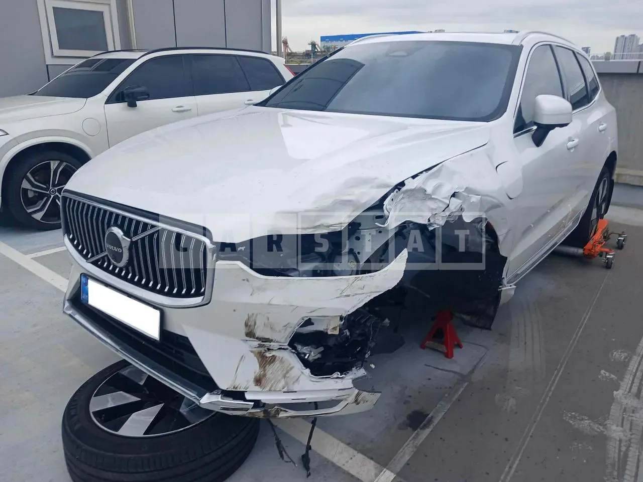 Photo 2 of 48: 2024 Volvo XC60 T8 AWD, VIN YV1UZH601S1083099 — Korean insurance auction