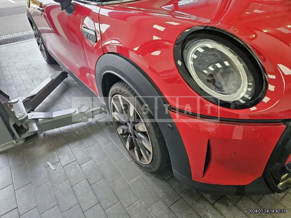 Photo 2 of 13: 2023 MINI Cooper S — Korean insurance auction
