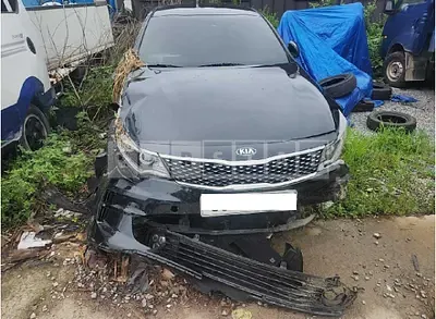 Photo 1 of 13: 2016 Kia K5 — Korean insurance auction